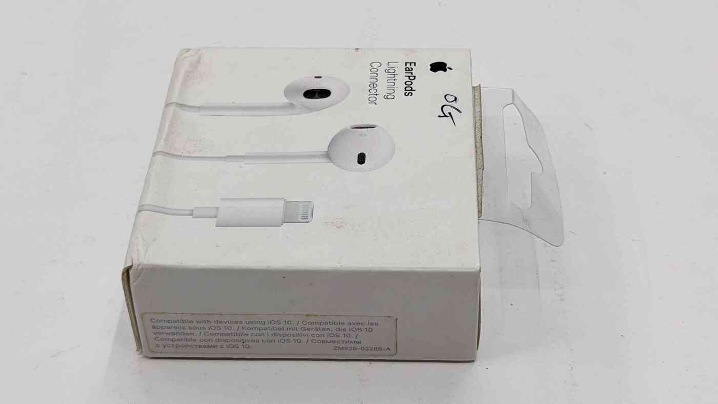 Refurbished Apple Original EarPods with Lightning Connector