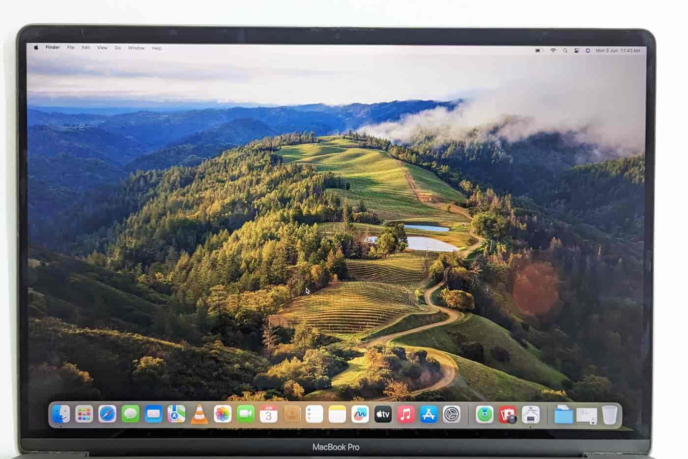 Apple MacBook Pro 16インチ (2019) Apple 2019 MacBook Pro (16-inch/40.65 cm, 16GB RAM, 1TB