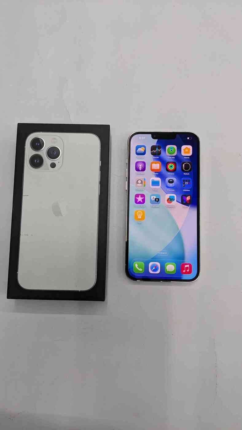 Apple iPhone 13 Pro Maxシルバー Apple iPhone 13 Pro Max ( 128 GB GB Storage, 0 GB RAM ) Online at