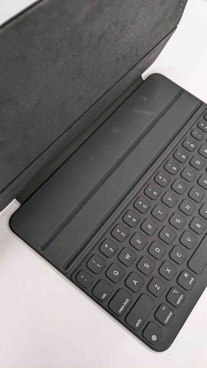 Buy Apple Smart Keyboard Folio for iPad Air and iPad Pro 11-inch