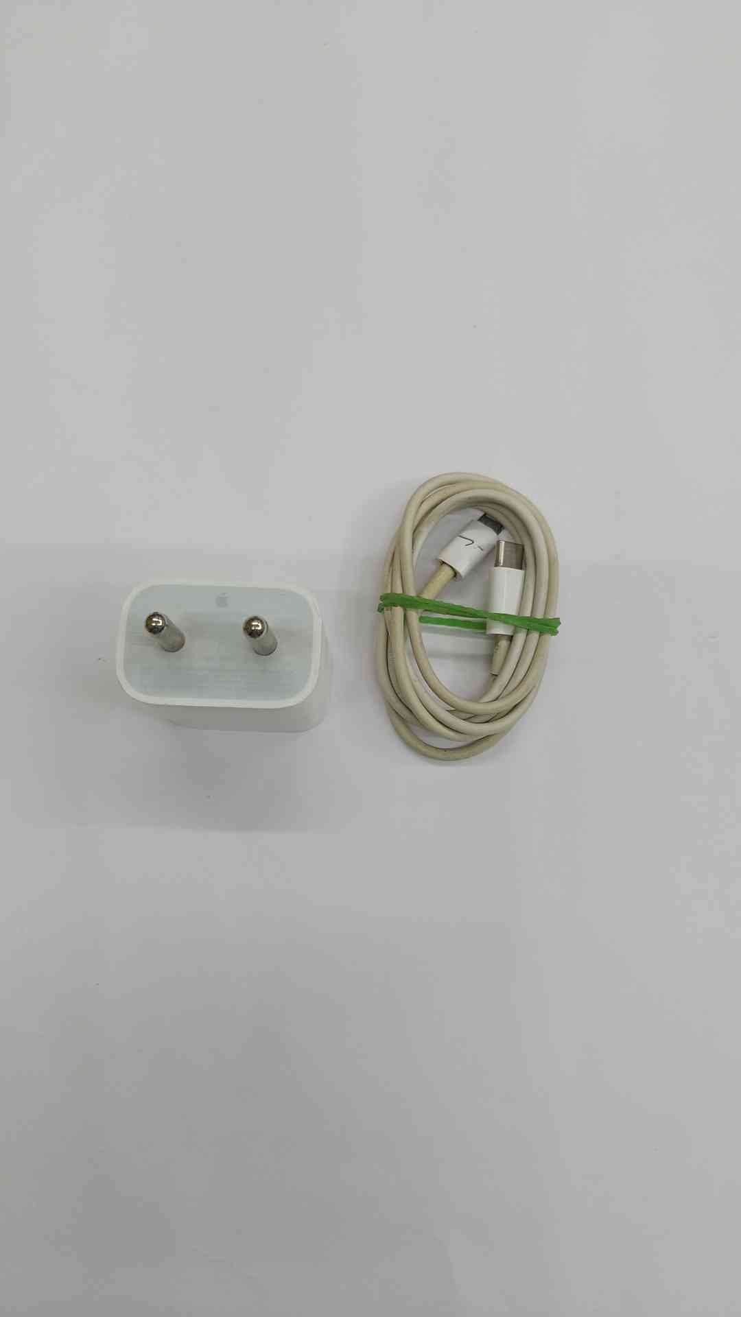 Iphone Apple 18w Charger Original Vs Fake Buy New Apple Original
