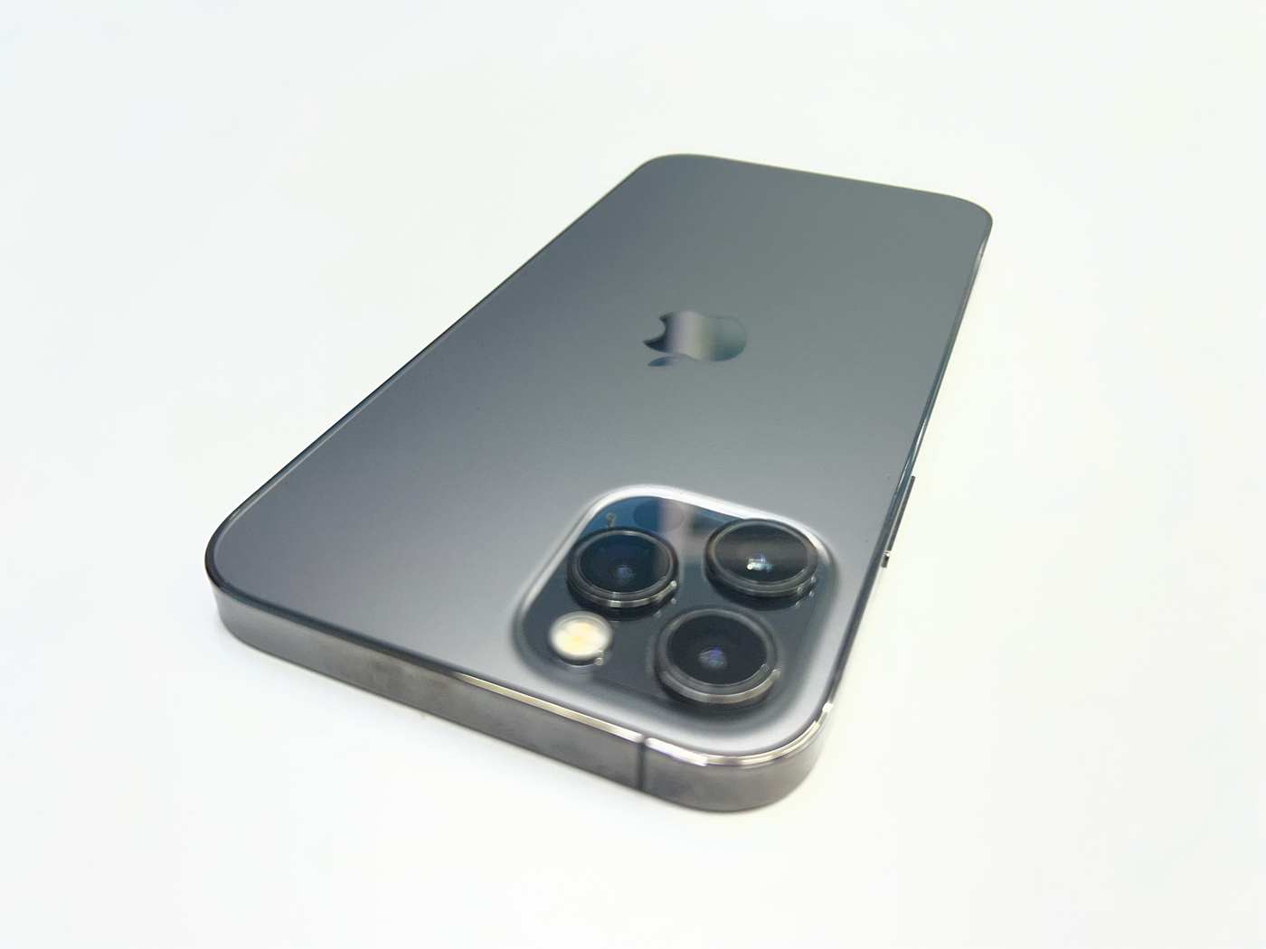 Buy Refurbished & Second Hand Apple iPhone 12 Pro 256GB Graphite