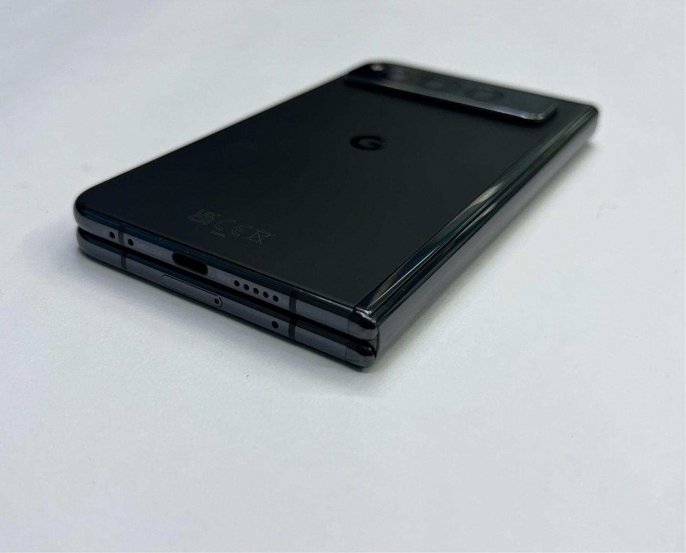 【難あり】Google Pixel Fold ブラック Buy Refurbished Google Pixel Fold 5G 12/256GB Obsidian