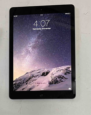 BEST OF APPLE Apple iPad Air 4 256 Go Wifi blue - Reconditionné Grade A+ -  Private Sport Shop