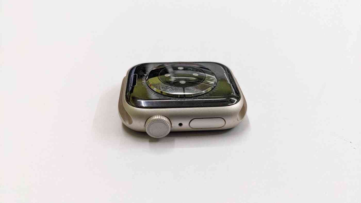 Restored Apple Watch Series 7 GPS - 41mm - Starlight Aluminum - Starlight Gold Case Band (Refurbished)